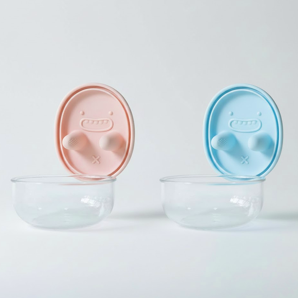 HomeCleanGoods™ TouchFree SnackGrip Silicone Container