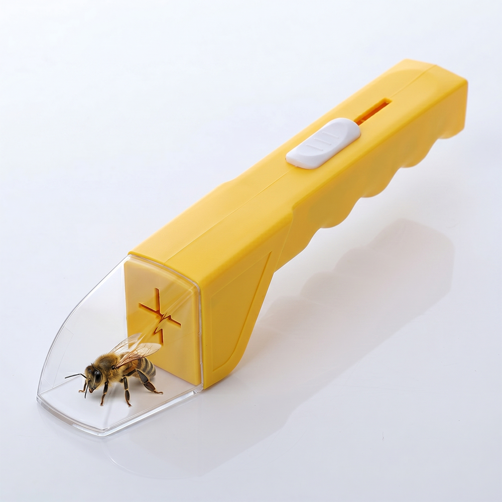 HomeCleanGoods™ NoKill Quick-Release Insect Catcher